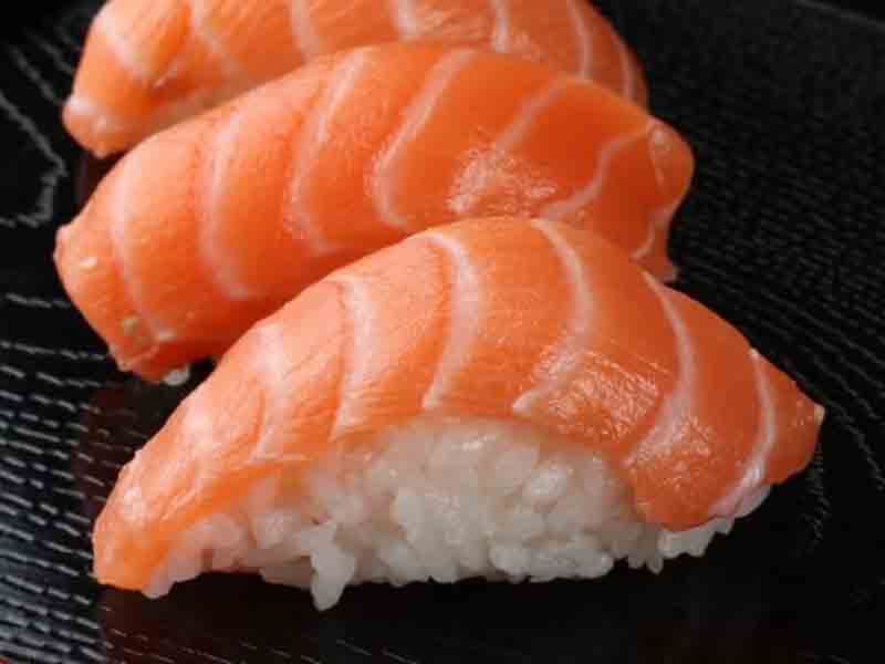 Nigiri de Salmón
